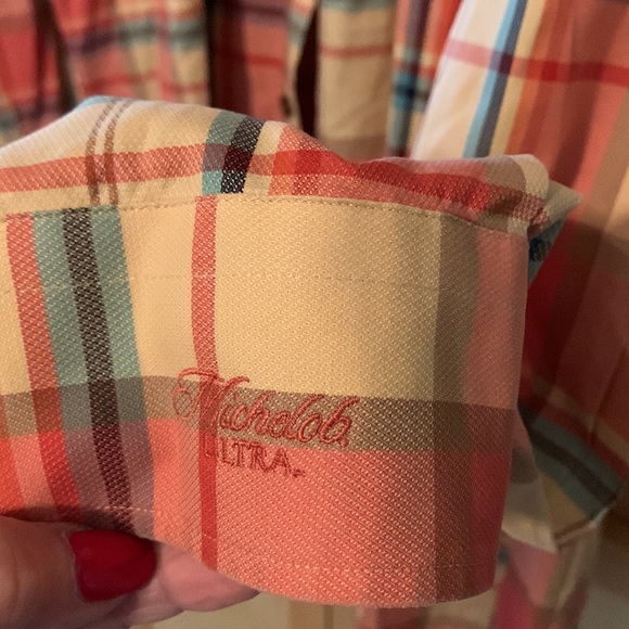 Anheuser Bush shirt. Size XL - Picture 3 of 7